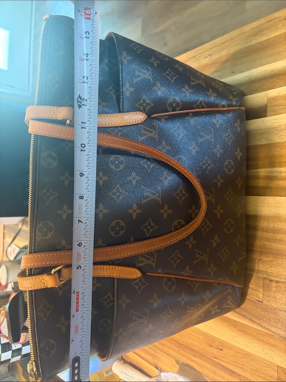 Louis Vuitton Monogram Canvas Brown Tote with Tan Leather Straps - Picture 9 of 10